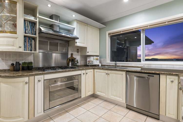 10 Etherege Place Howick_11