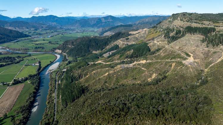 Four Rivers Highway Murchison_1