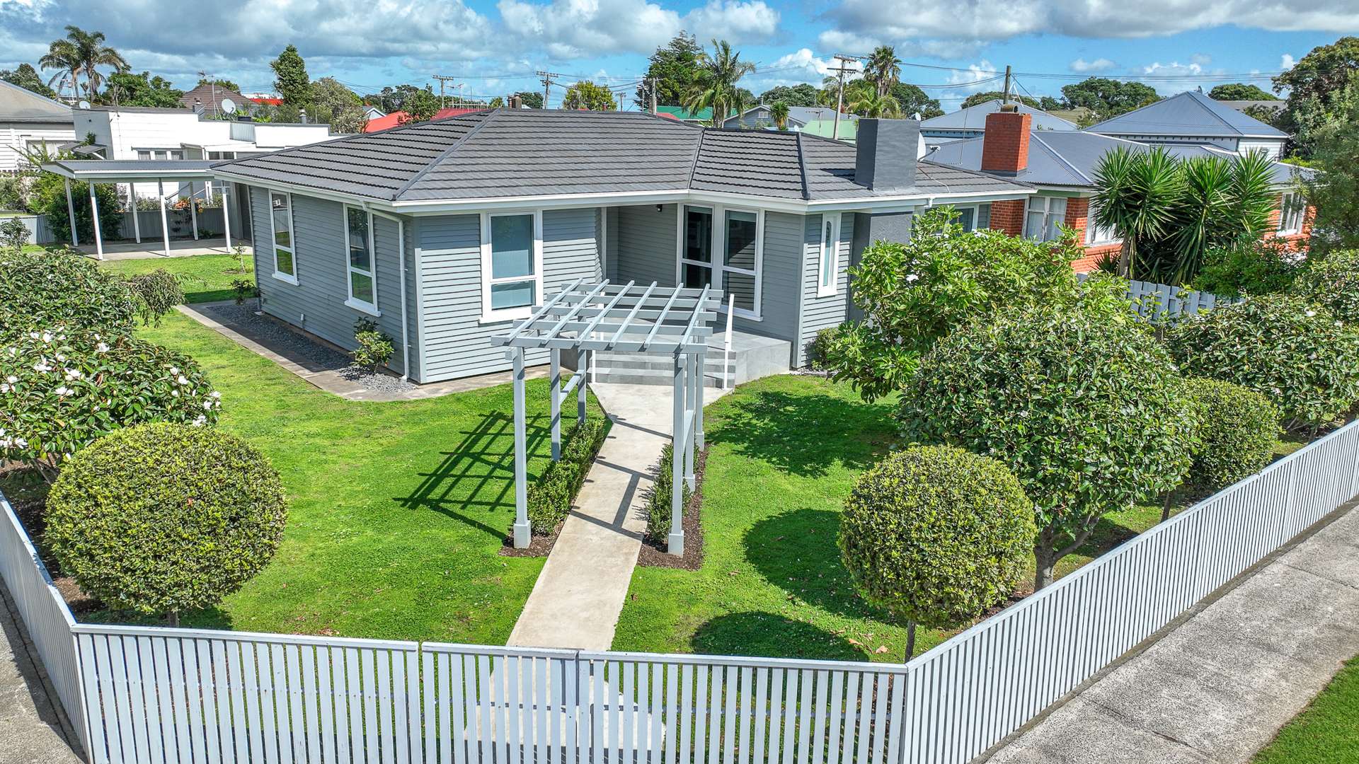 633 Queen Street Thames_0