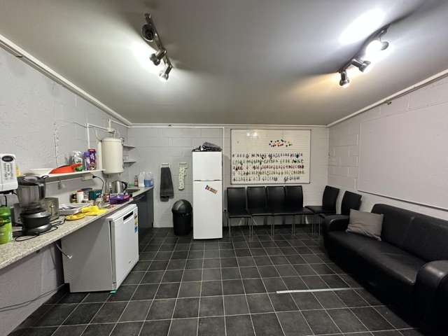 322 Main Road Kumeu_4