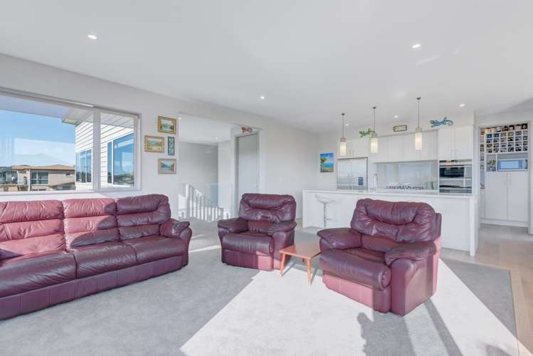 20 Defender Crescent Beachlands_5