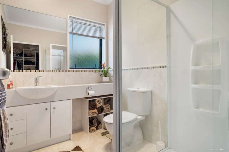 27 Stranraer Crescent Wattle Downs_14