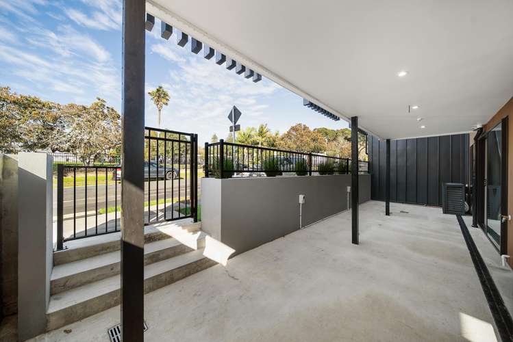 64d Coronation Road Mangere Bridge_13