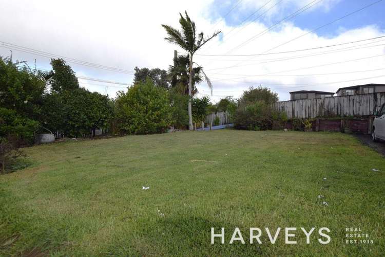 52 Tiroroa Avenue Te Atatu South_13