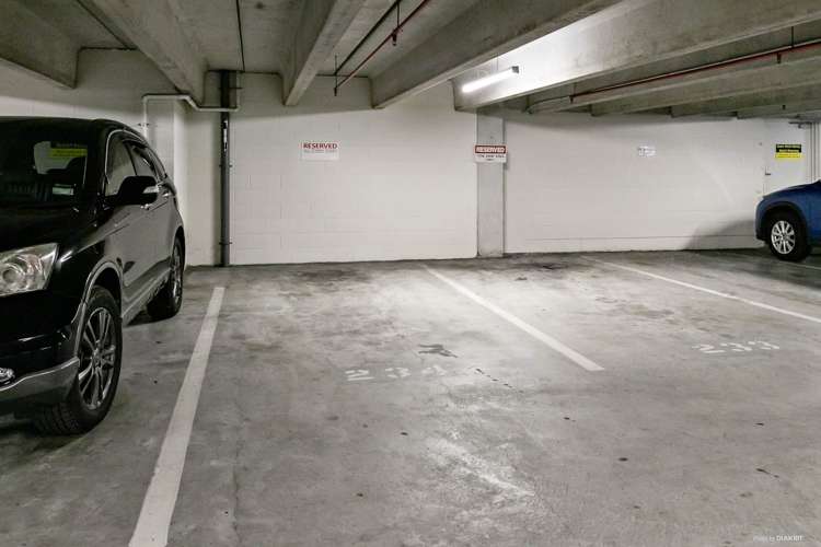 2406/8 Albert Street Auckland Central_17