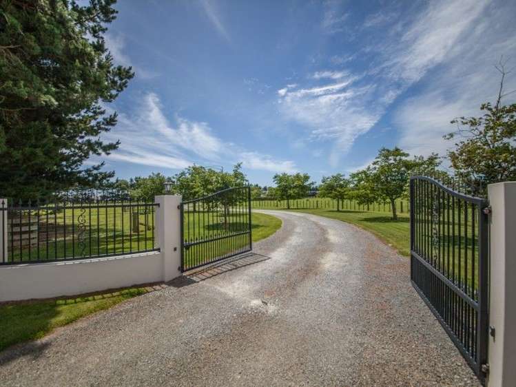 21 Riddiford Road Longburn_11