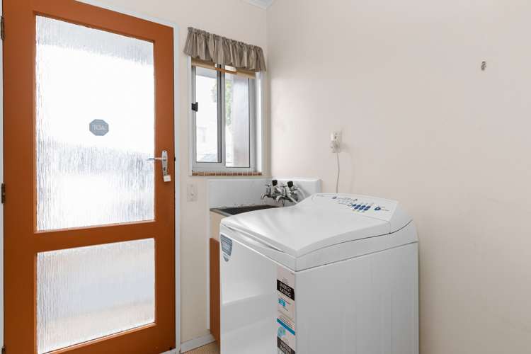 2/24 Oxford Street Taradale_16