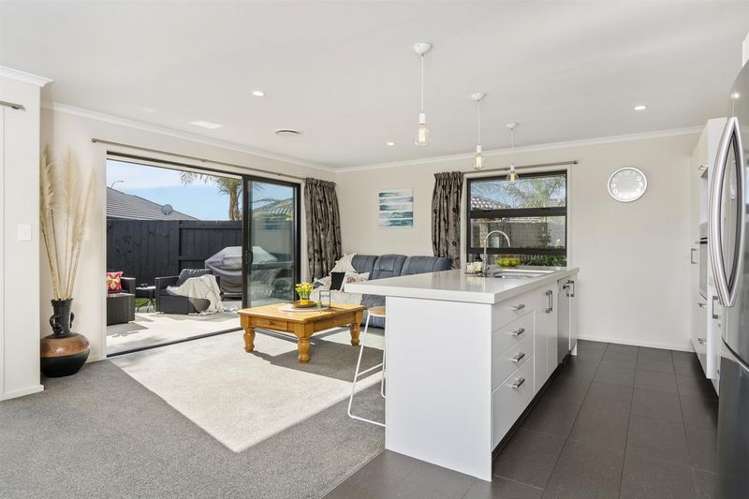 25 Rainey Crescent Papamoa_0