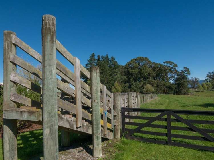 172 Woodlands Road Carterton_36