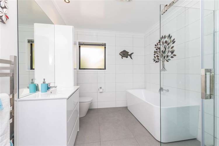 27 Wicklam Lane Greenhithe_15