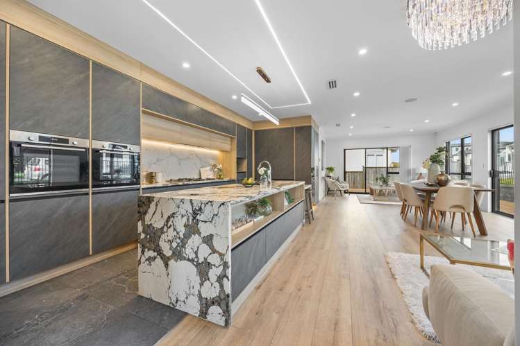 14 Tiro Street Flat Bush_18