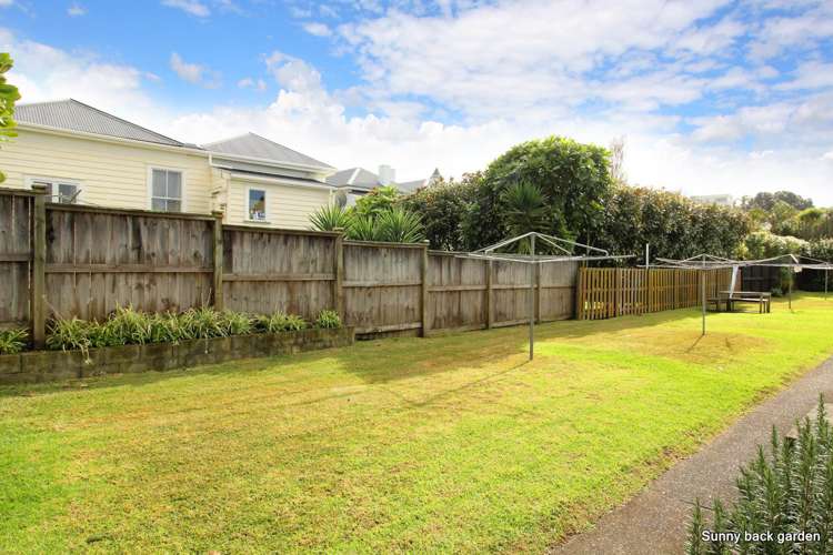 1/16 Queens Parade Devonport_11