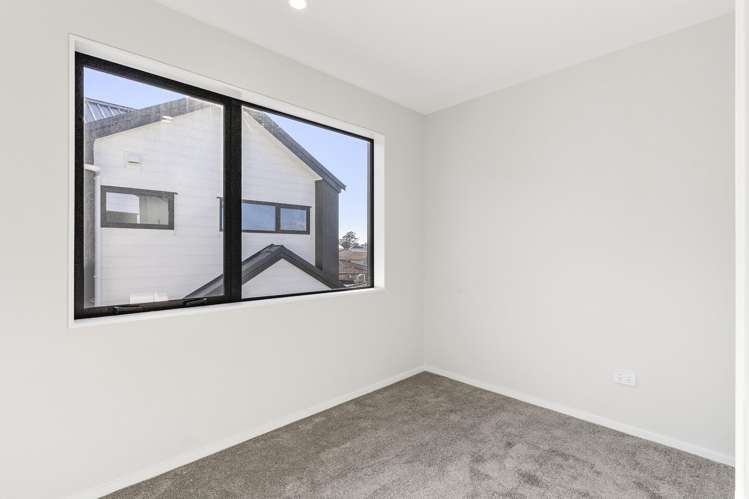 1-4/37 Barneys Farm Road Clendon Park_13