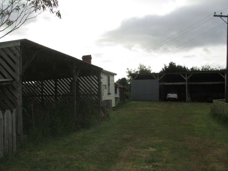 881 Tahakopa Valley Road Catlins Surrounds_13