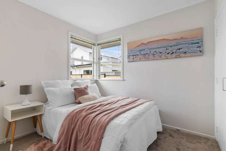 24 Tairere Crescent Rosehill_12