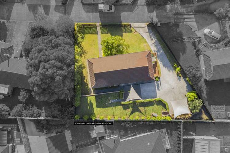 89 Solar Road Glen Eden_17