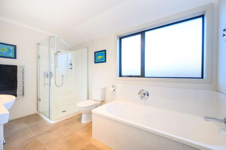 13 Lorenzo Place Kelvin Grove_17