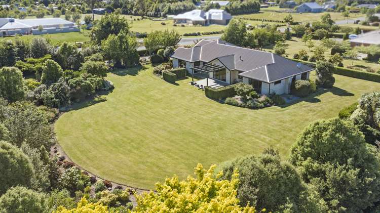 76 Stott Drive Darfield_0