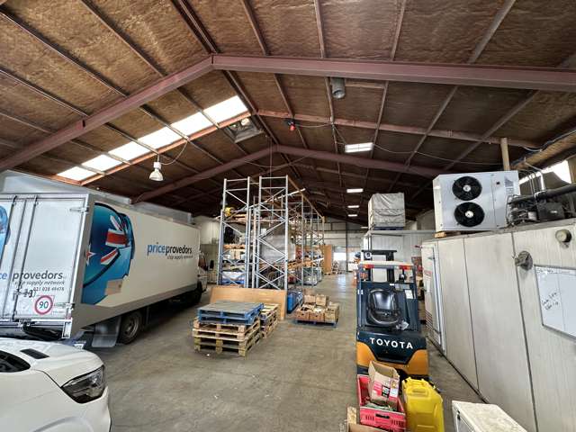 Unit B/78 Austin Street Onekawa_3