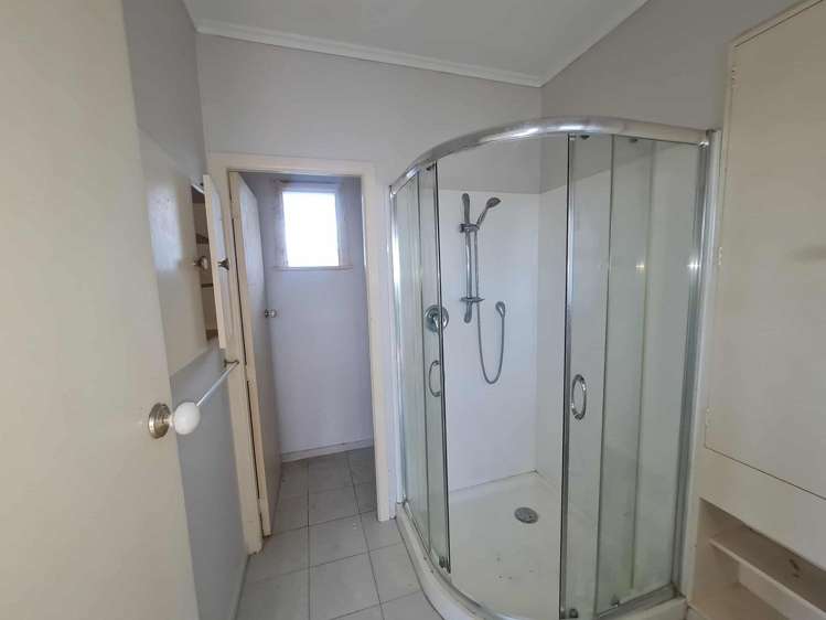 17 Olsen Avenue Hillsborough_11