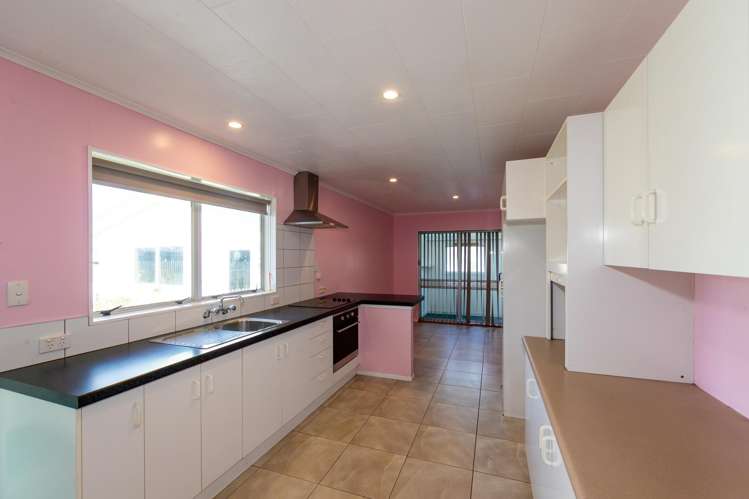 427 Southland Place Raureka_5