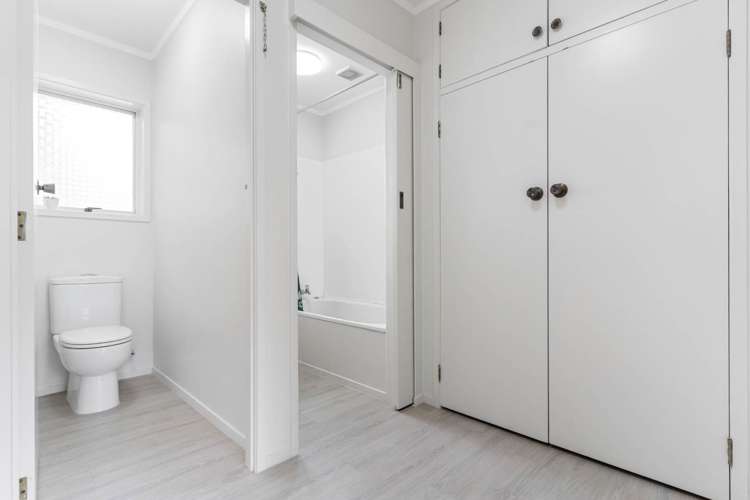 2/1 Ribblesdale Road Henderson_9