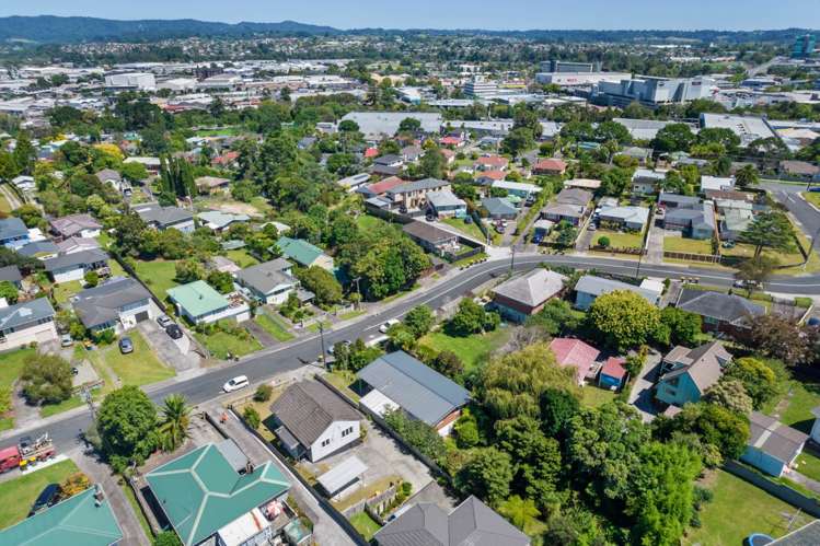 17a Kereru Street Henderson_23