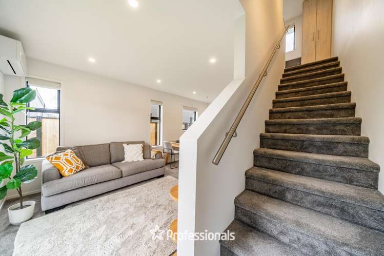 1/12 Rainey Grove Taita_9