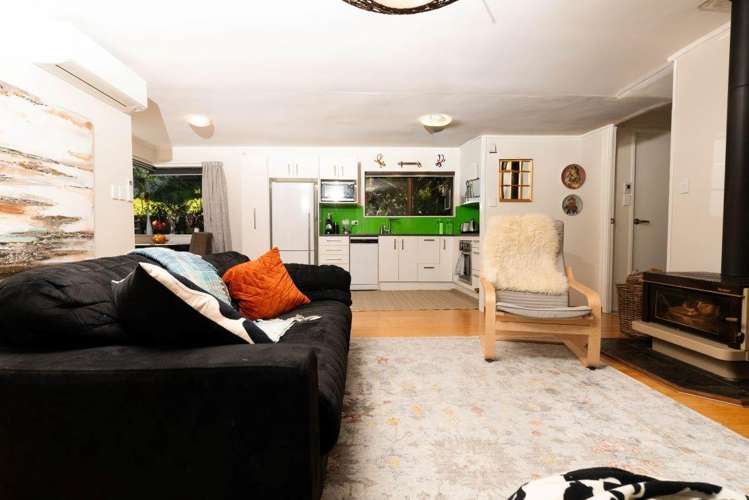 16A Anne McLean Drive 10878_1