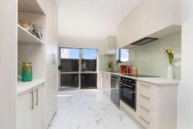 92A Luke Street East_4
