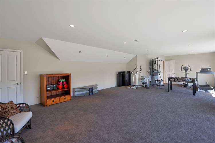 4 Country Place Allenton_28