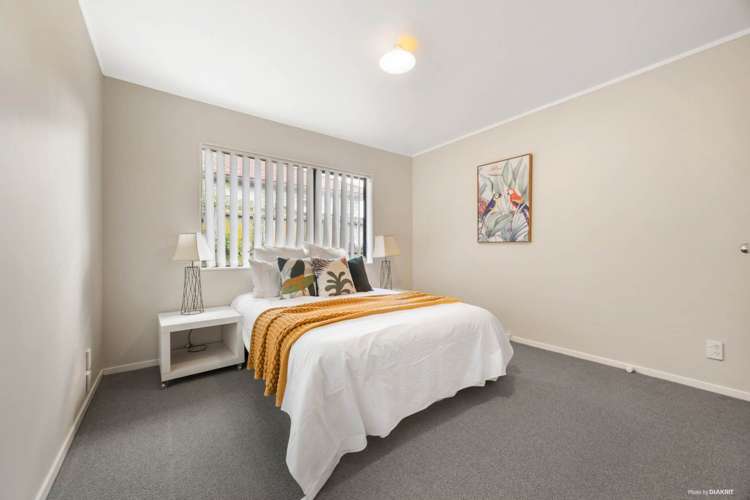 564 Massey Road Mangere_11