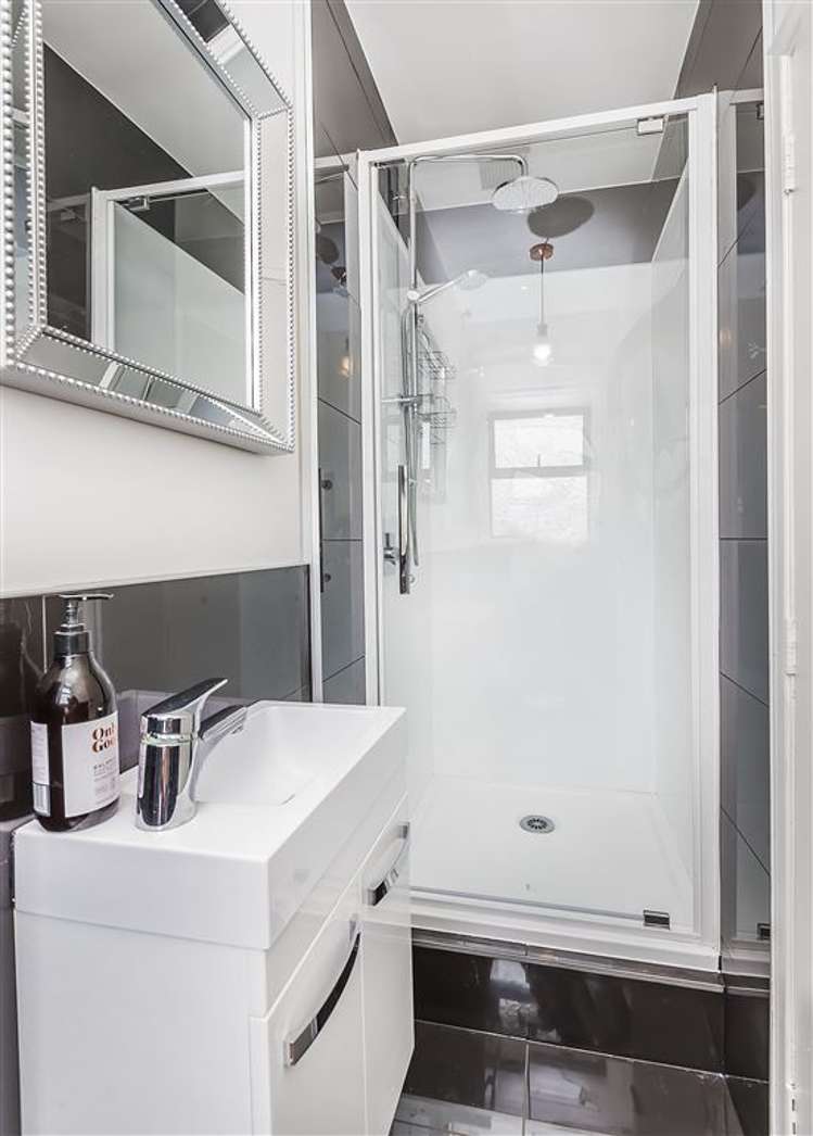 97 Grant Road Thorndon_14