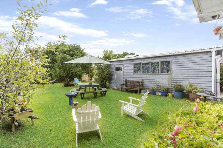 33 Denny Avenue Mount Roskill_11