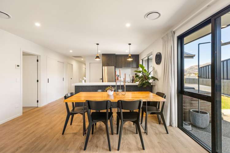 70 Kirimoko Crescent Wanaka_8