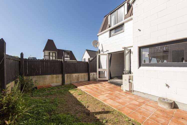 25/10 Pitarua Street Thorndon_3