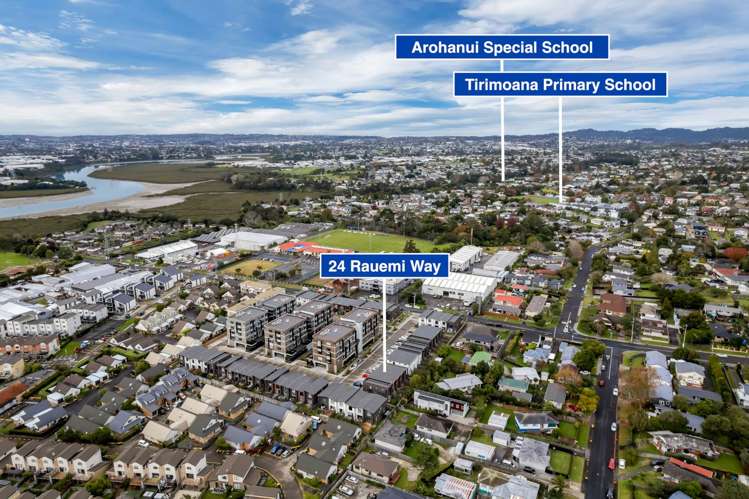 24 Rauemi Way Te Atatu South_15