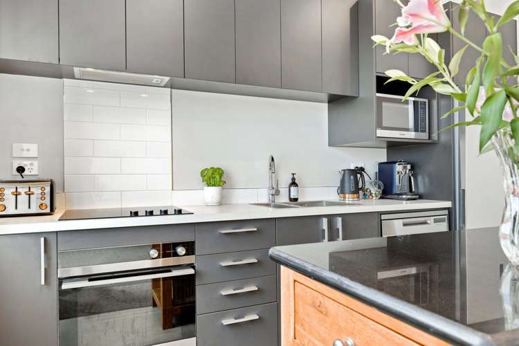 5/7 Uku Lane Hobsonville_10