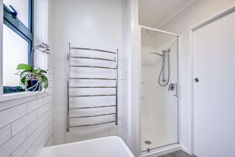 16 Surrey Street Taradale_15