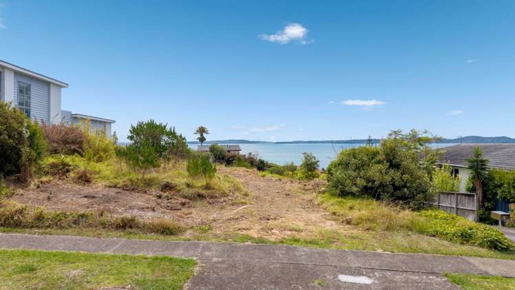 44 Craig Road Maraetai_9