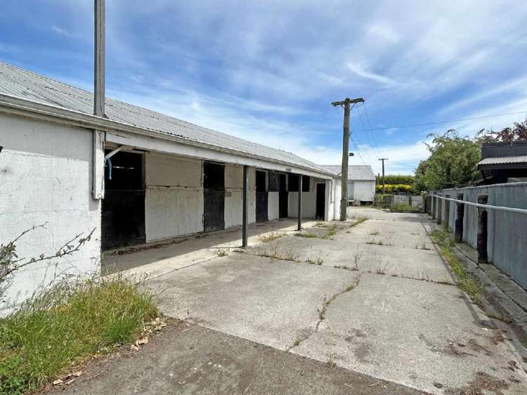 86 Barters Road Templeton_15