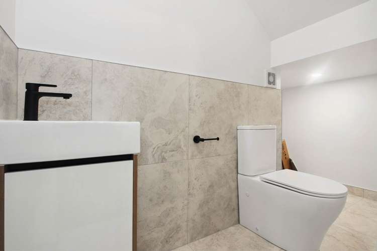 40 Adamson Road Flat Bush_30