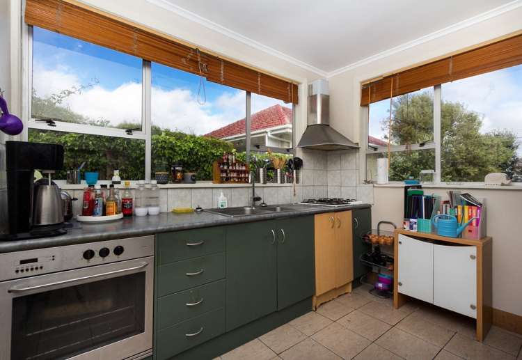 57 Seacliffe Road Hillsborough_15