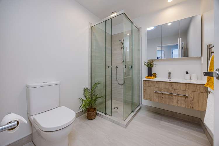 1/2 Waipa Street Birkenhead_8