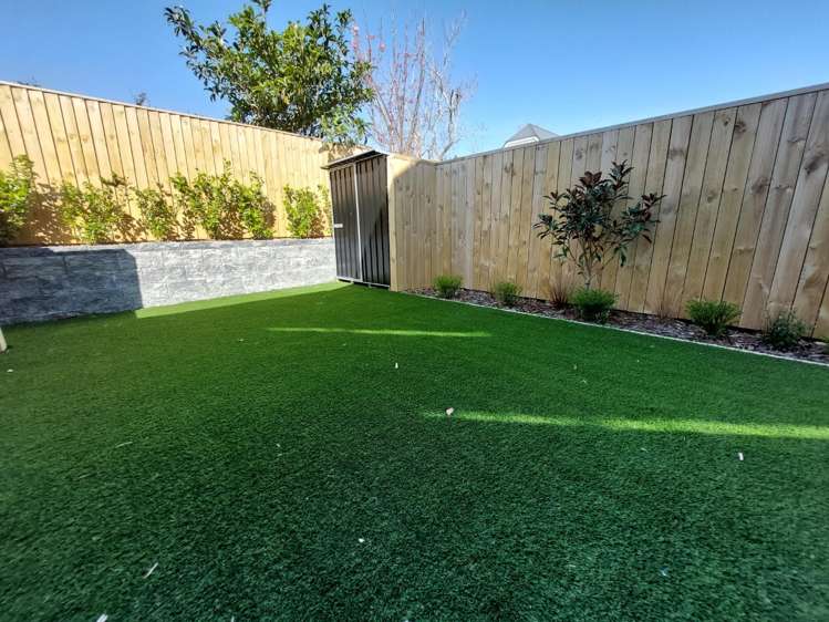 4/10 Fathom Place Te Atatu Peninsula_9