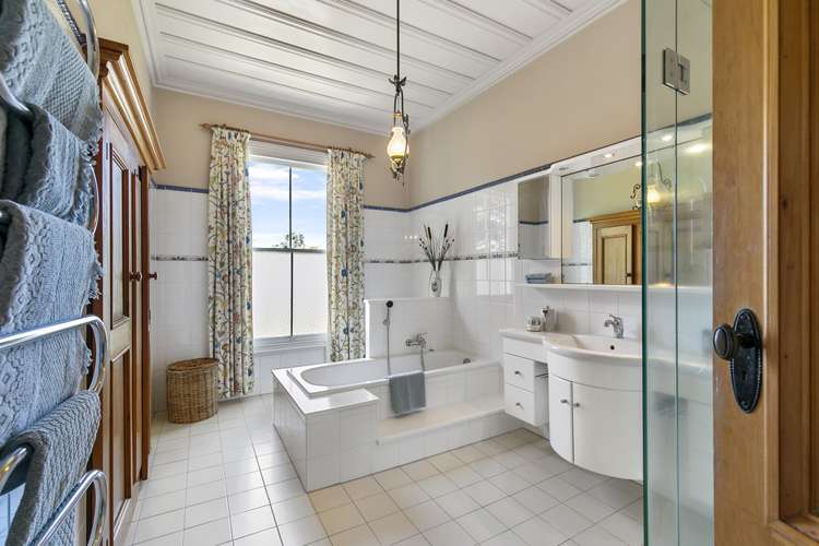 39 Lloyd Avenue Mount Albert_14