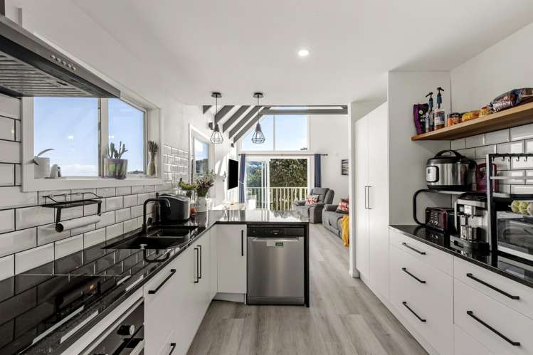 10 Linwood Way Island Bay_3