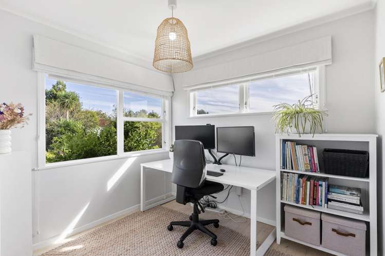 6 Japonica Drive Beach Haven_18