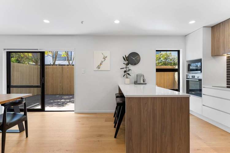 1 Inglewood Street Wai O Taiki Bay_8