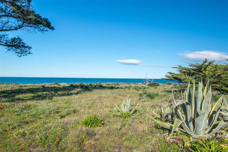 210 Rarangi Beach Road Rarangi_17